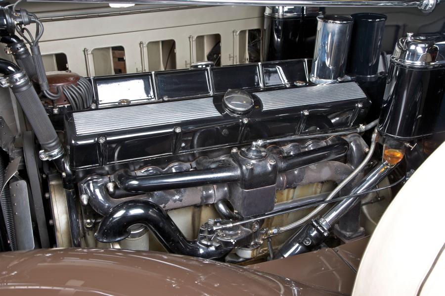  Cadillac V16 Roadster 1931 года  (фото 5 из 6)